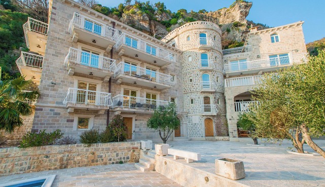 Pietra Mare Apartments