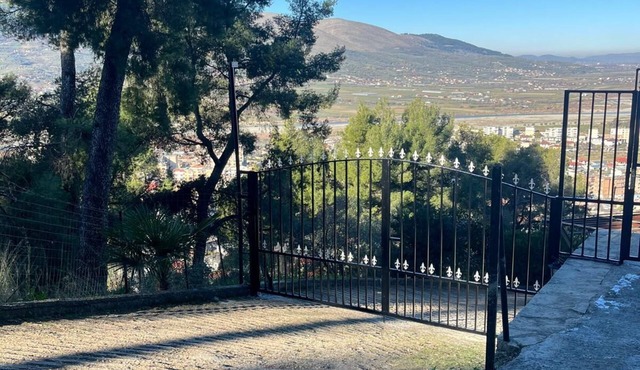 Pine Hill Villa