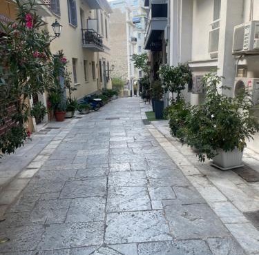 Plaka studio syntagma in Athens