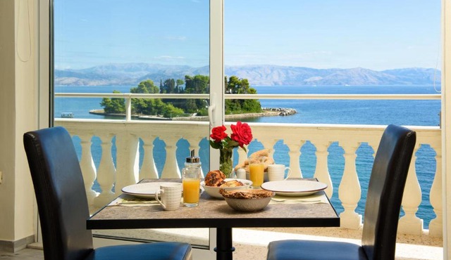 Pontikonisi Hotel & Suites-Adults Only in Perama