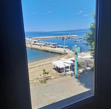 Port View Apartment