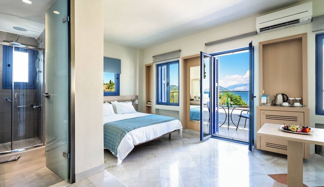 Porto Galini Seaside Resort & Spa
