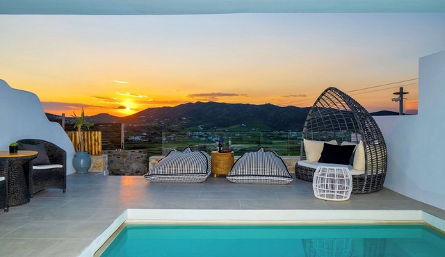 Premium 2 Bedroom Apartment with Private Pool
