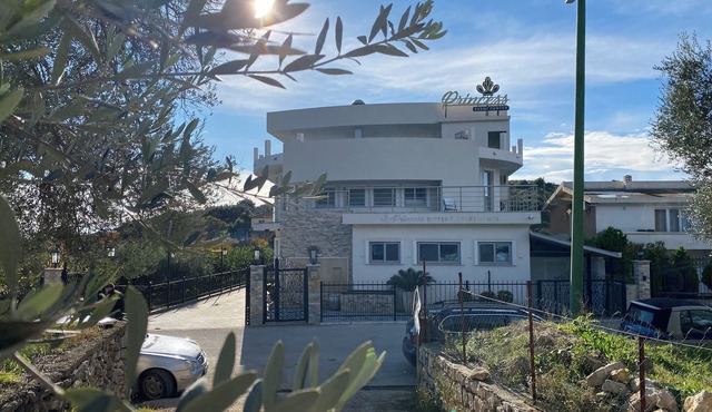 PRINCESS Valdanos - Spacious family apartment, kitchenette, AC, Wi-Fi & terrace