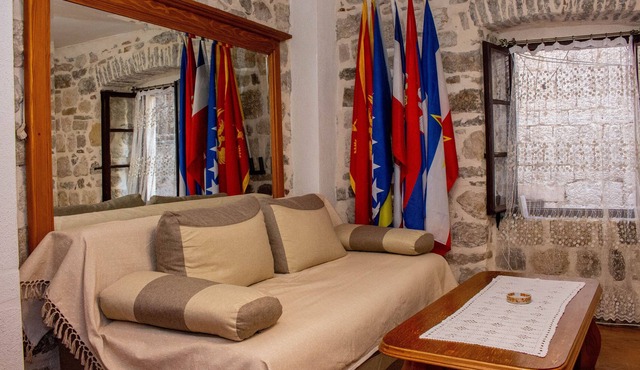 Private double room in the Old Town in Kotor in Kotor