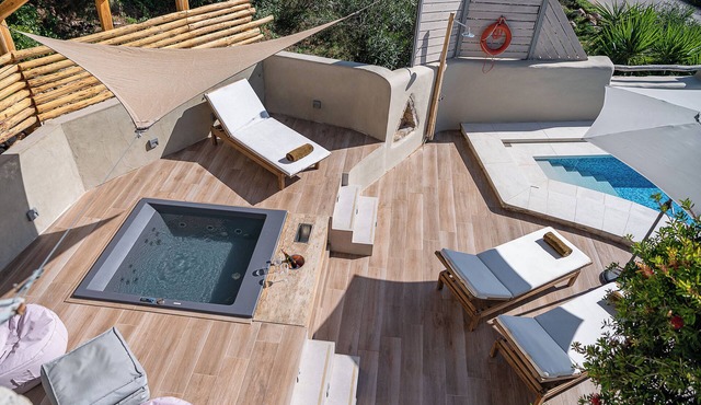 Private Luxury villa in Chania-Pool, Hot Tub, BBQ,Playground,whiteMountain Views in Chania