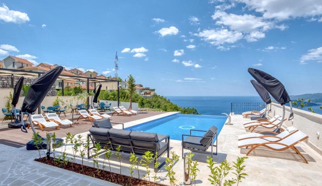 Quercus Residences Apartments