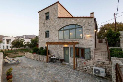 Quiet stone house near Plakias in Agios Vasileios