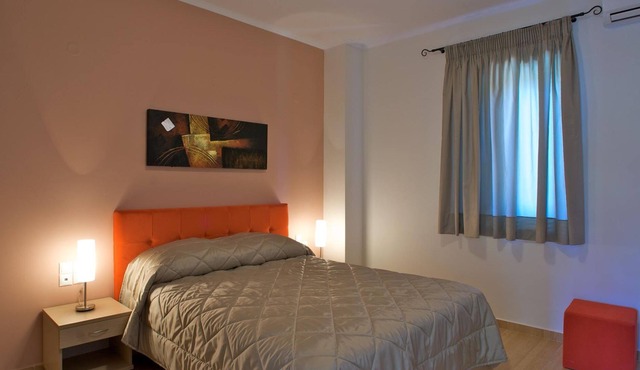 R 3005 Villa Eneas with Fireplace, Central Heating & Soundproof Windows.