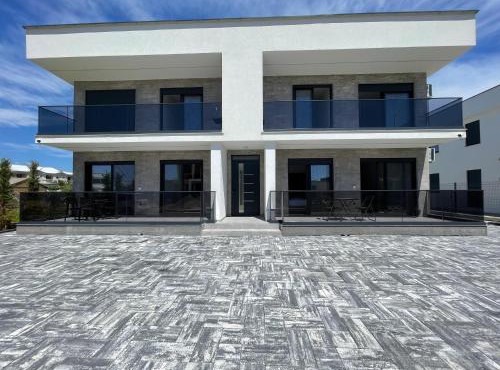 Raba Apartments