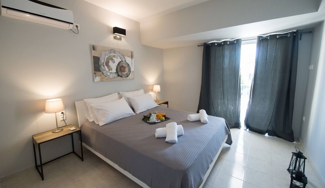 Regalo Apartments