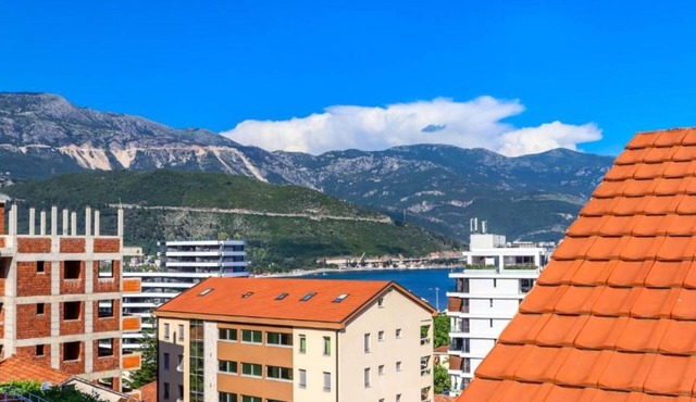 Relaxing Apt on Budva Coastline - 1 Bedroom Apt
