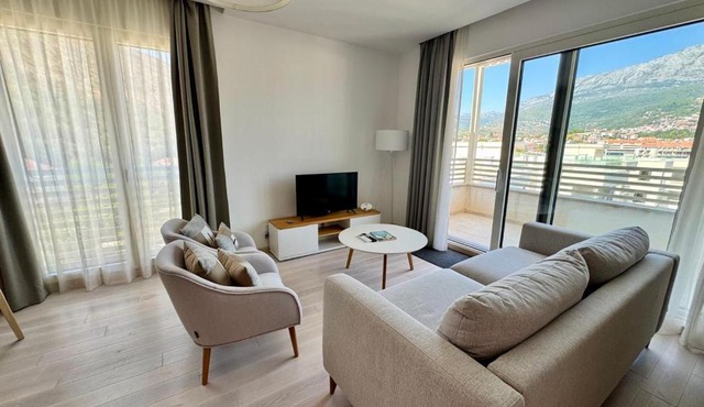 River side apartment B18 in Herceg-Novi