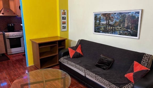 Room & Easy access in the center of Athens! n Hub transport area for travel.