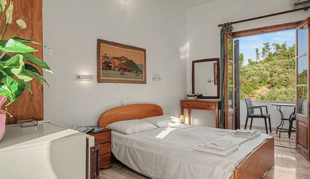 Room 'Orama 38' with Sea View, Wi-Fi and Air Conditioning in Εύβοια