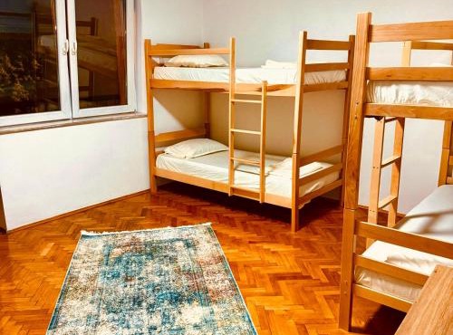 Roomer Prishtina Hostel in Prishtinë