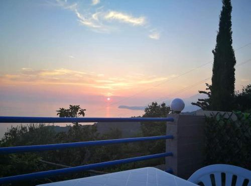 Rooms to let Spiropali