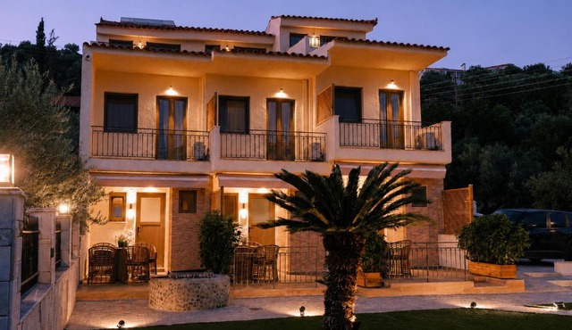 Sampatiki Garden and Sea in Leonidio