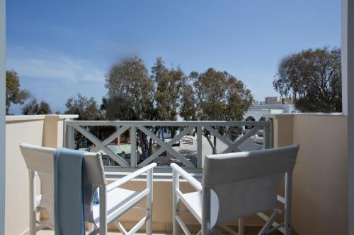 Santorini Med Homes - Sunday Apartment