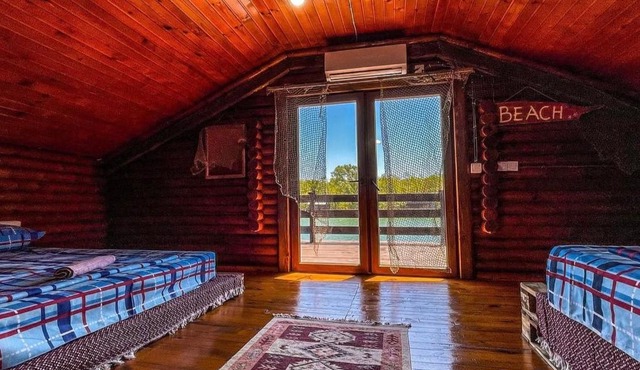 Sara Riverside Cottage in Ulcinj