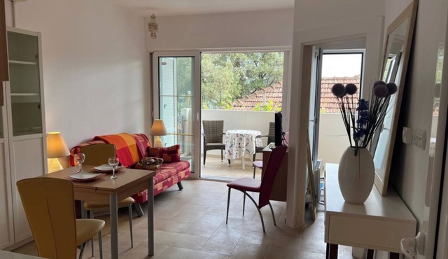 SAVINA Apartan 20 metara od mora stan za 3 osobe