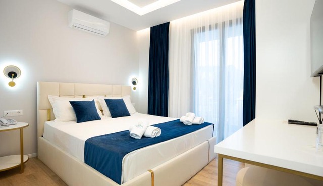 Sea Queen Luxury Hotel in Vlorë