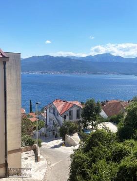 Sea View 2