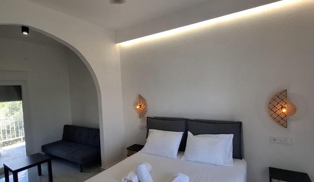 Sea view apartment in Agia