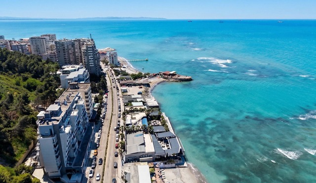 Sea View Apartment In Durres with Private Parking