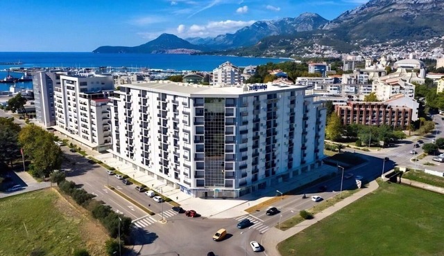 Sea view apartment with 1 bedroom, AC and Wi-Fi in a delightful Bar