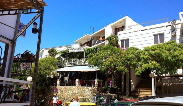 Sea view family apartments located at the heart of Town