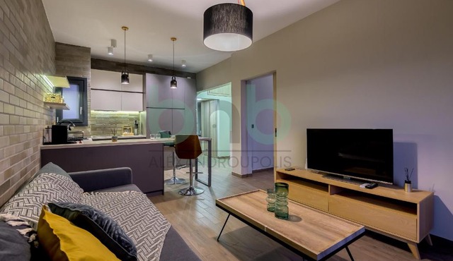 SeaFront Luxury Apartment
