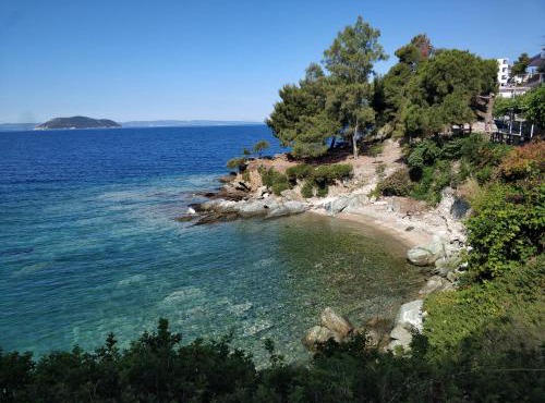 Seaside Villa in Neos Marmaras