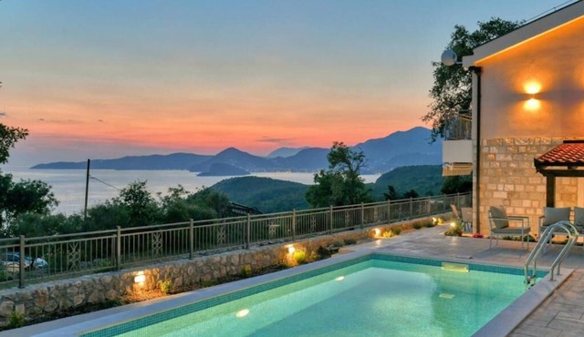 Seaview Villa Lavanda with pool