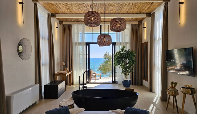 SeiSensi Luxury Beach Villa