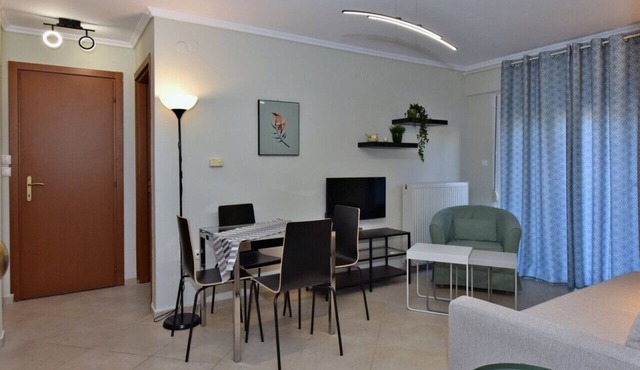 Serenity Apartment by RentalsPro - Nea Moudania in Nea Moudania