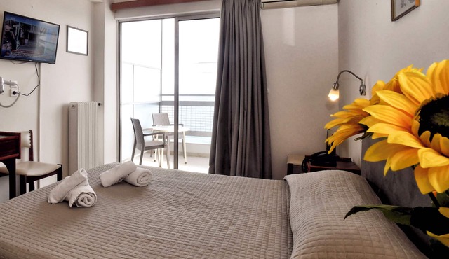 Siagas Beach Hotel in Loutraki-Agioi Theodoroi