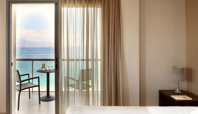 Sikyon Coast Hotel & Resort