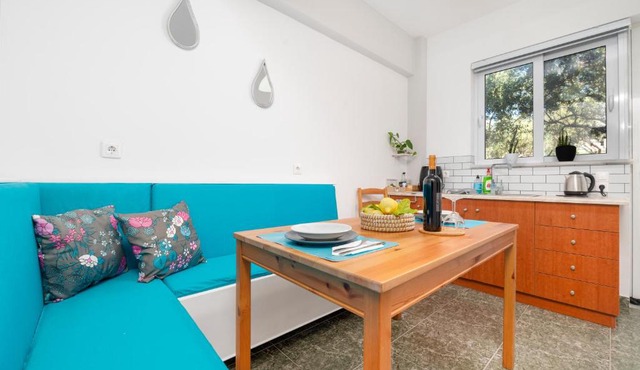 Small Patak House