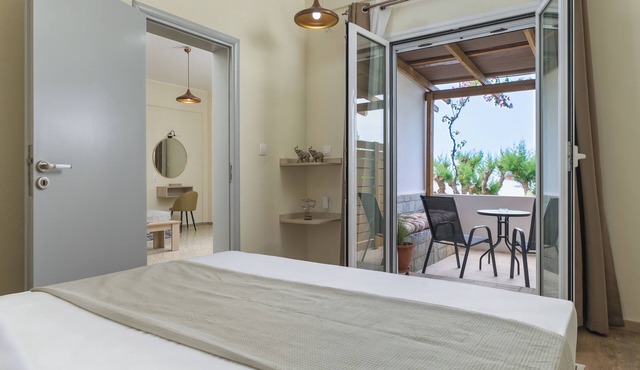 SOLE e MARE #A1 Beachfront Apartment – Just 10 Meters from the Sea! in Koutsouras