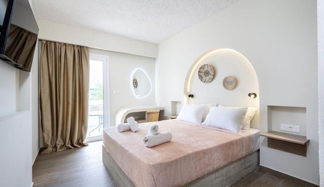 SolMare Premium Suites