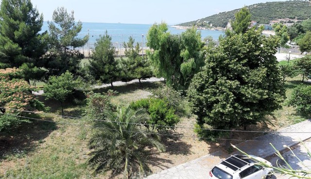 Soula's Sunshine Blue Apartment