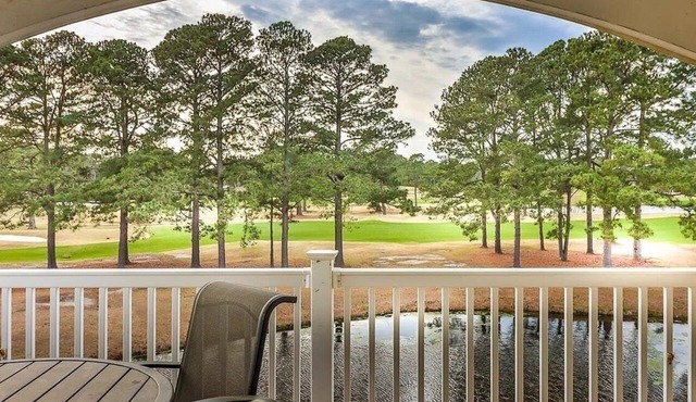 Spacious 3-bedroom Condo with view of stream and golf course. in Gouves Lakonias