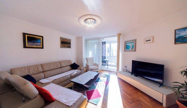Spacious three-bedroom apartment in Budva
