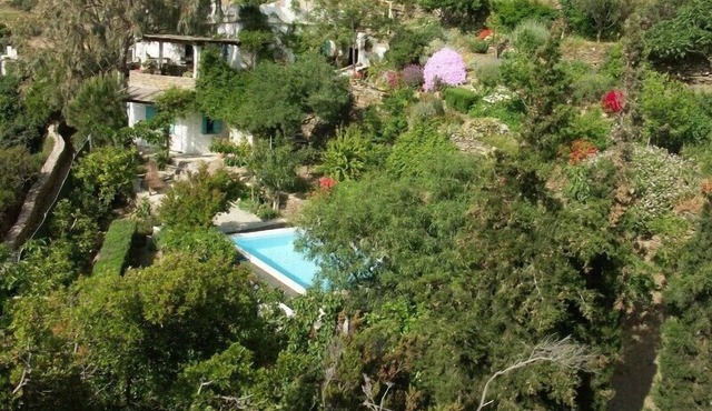 Stone-built Cycladic Farmhouse, and small hamlet, lovely views, sleeps 11/12