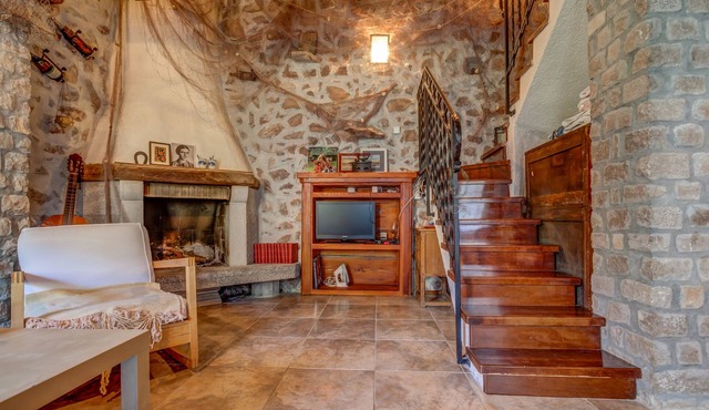 Stone Duplex for 4 People