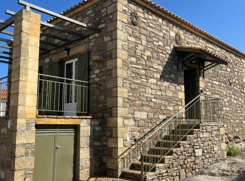 Stone House Bourgos