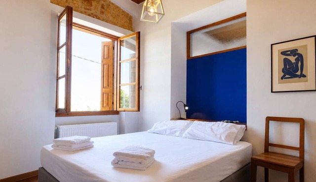 Stone House Central Filiatra - 7min from the Beach in Filiatra