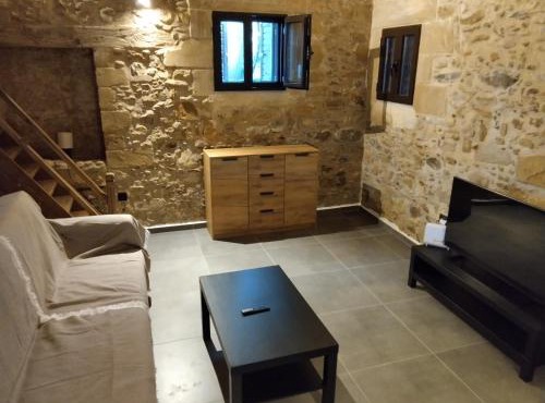 Stone House Experience in Voúvai