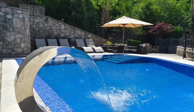Stone House with Pool and Garden in Budva